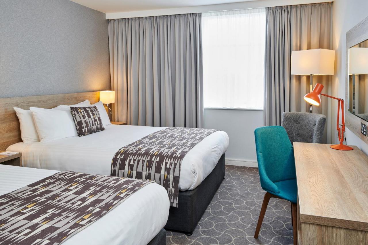Holiday Inn Ellesmere Port/Cheshire Oaks By Ihg Exteriör bild