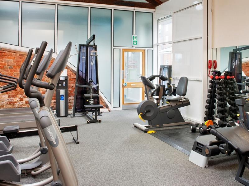 Holiday Inn Ellesmere Port/Cheshire Oaks By Ihg Exteriör bild