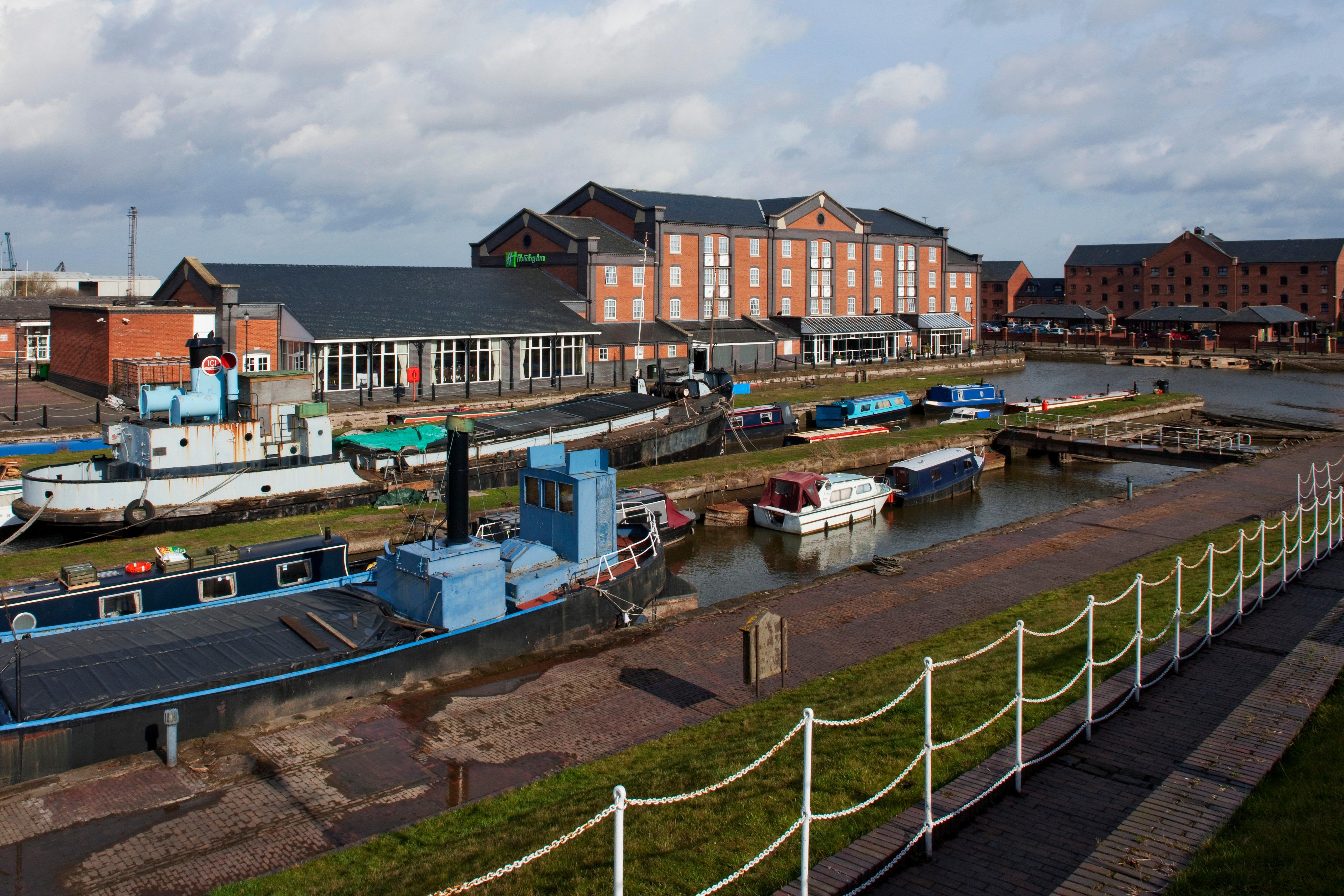Holiday Inn Ellesmere Port/Cheshire Oaks By Ihg Exteriör bild